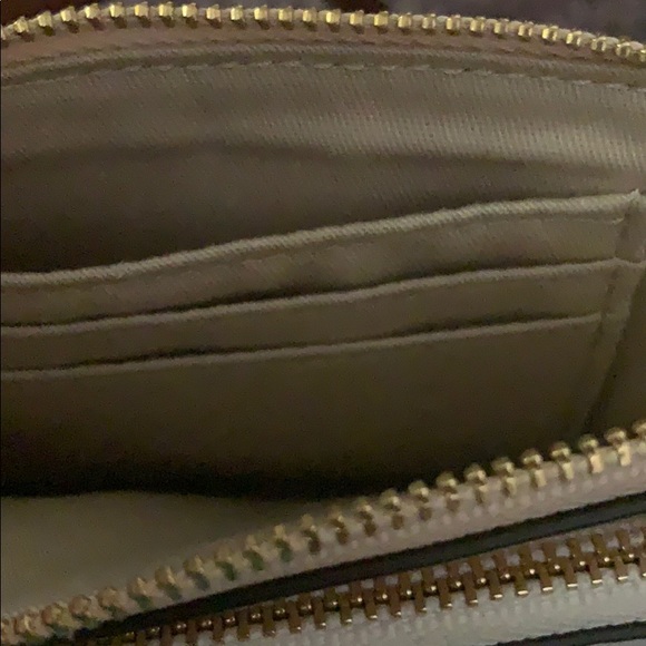 Coach wallet on a chain - Picture 2 of 5